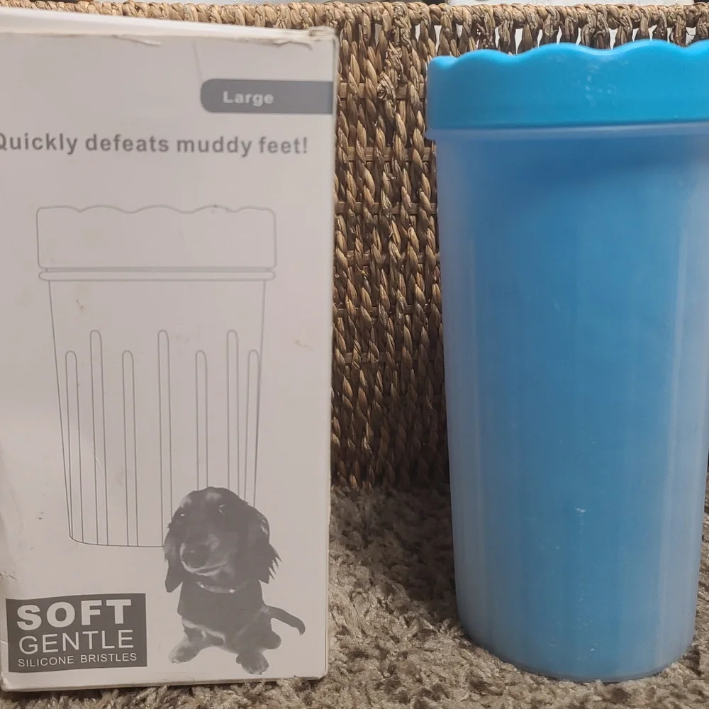 Portable dog paw cleaner size large